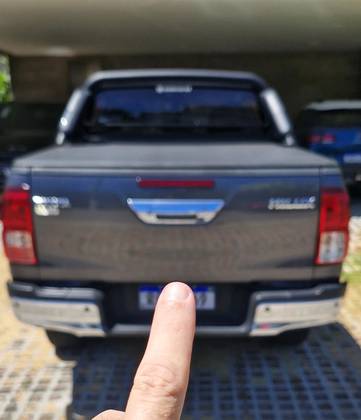 TOYOTA HILUX 2.8 D-4D TURBO DIESEL CD SR 4X4 AUTOMÁTICO